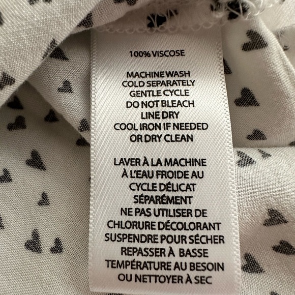 Beachlunchlounge White Top with Black Hearts - Picture 7 of 9